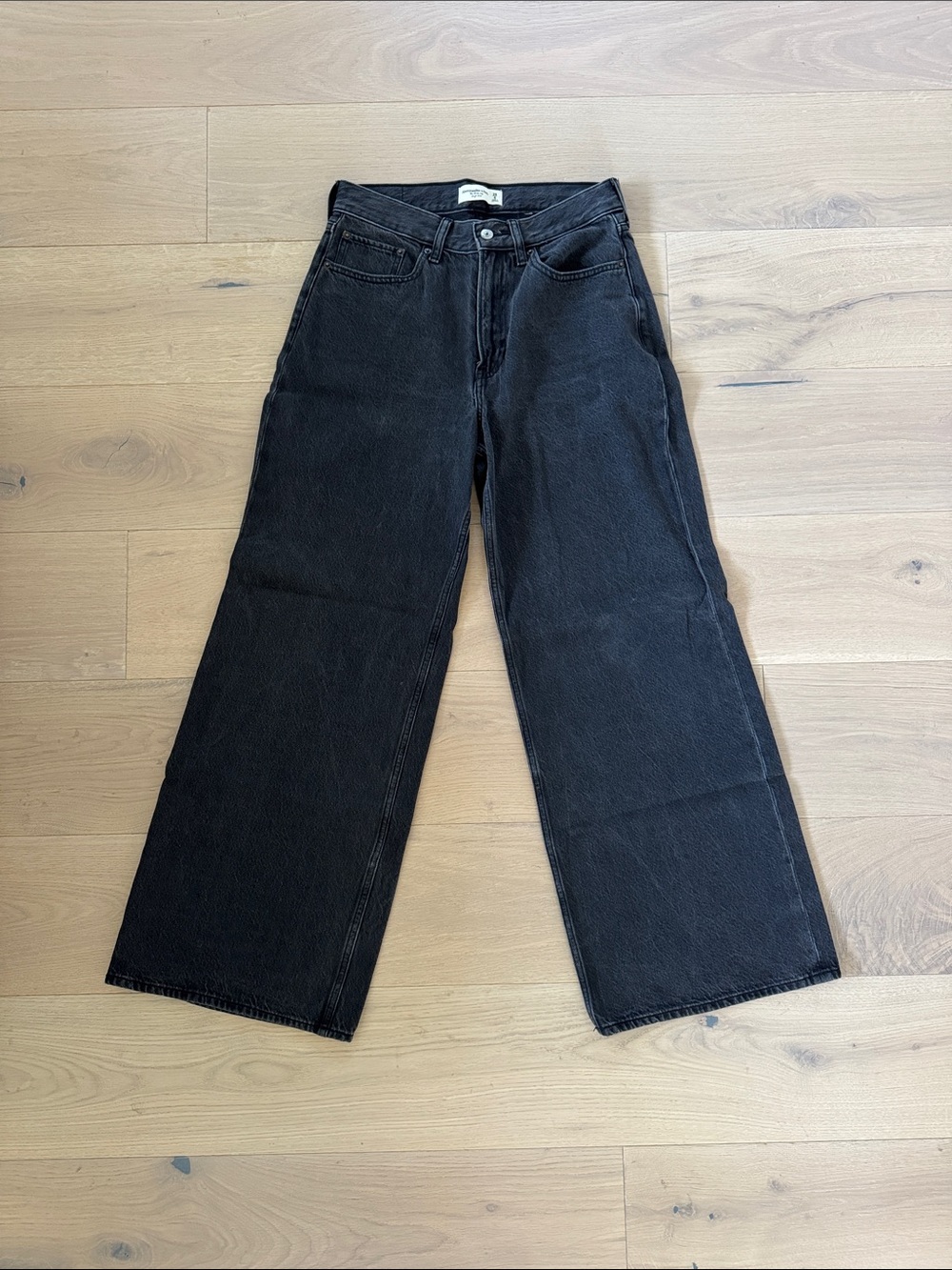 Abercrombie The Wide Leg, High-Rise Black Jeans